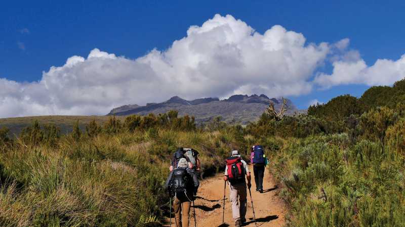 En route ascending nearby Mugi Hill to help acclimatise | Heike Krumm
