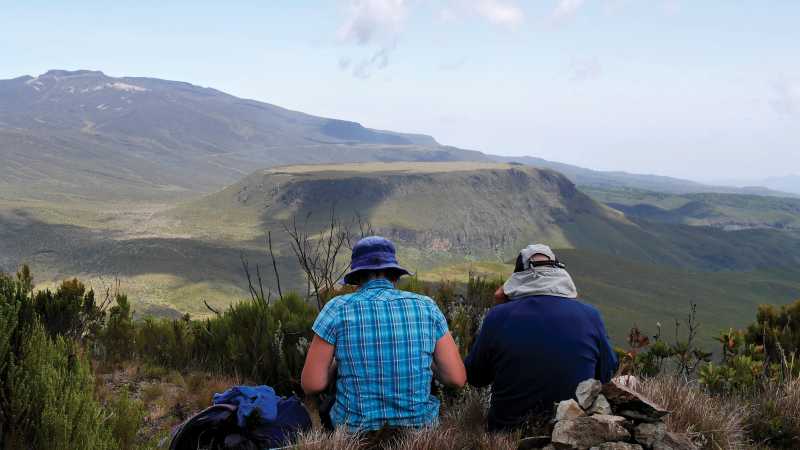 Sitting upon Mugi Hill before we reach our Lake Ellis campsite | Heike Krumm
