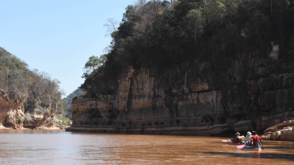 Paddling down the Manambalo River