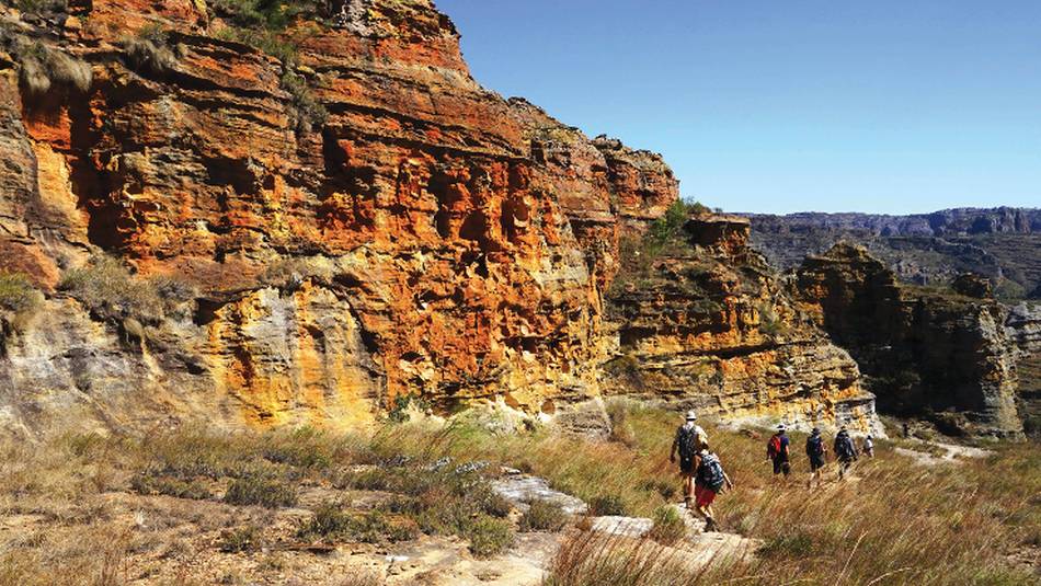 Vibrant colours as we trek though the rocky Isalo landscape | Gesine Cheung