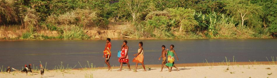 Local women on the remote Manombolo River of western Madagascar -  Photo: Chris Buykx