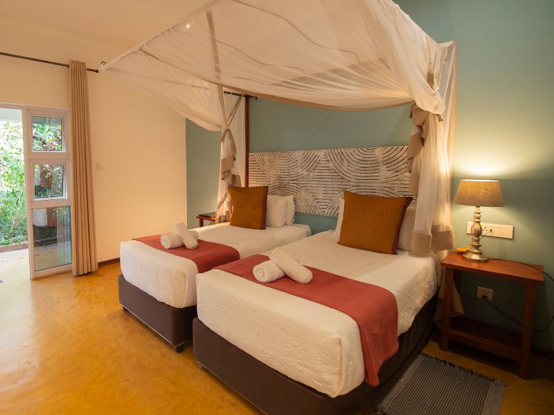 Sunway Zimbabwe Victoria Falls Phezulu Guest House Bruce Taylor-4877