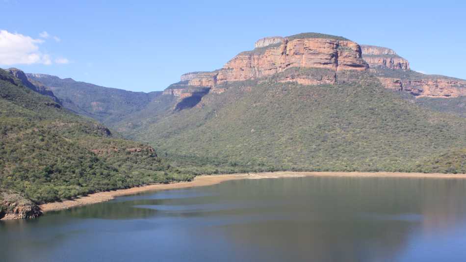 Gorgeous landscapes at Blyde Dam