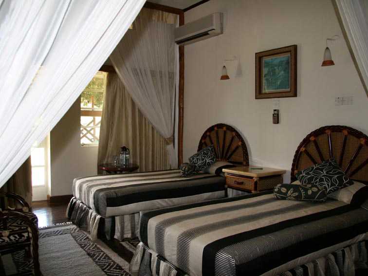 Mweya Safari Lodge twin room