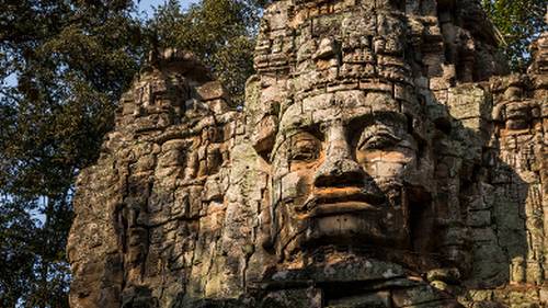 Discover the amazing ruins of Angkor Thom | Lachlan Gardiner