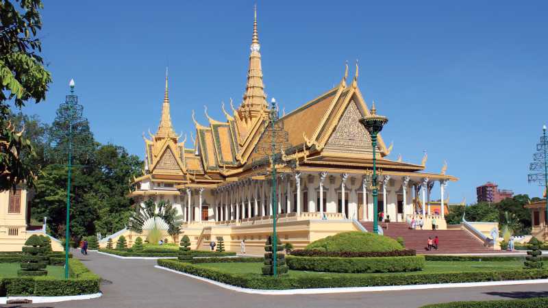 Views before entering the vibrant Royal Palace | Alana Johnstone