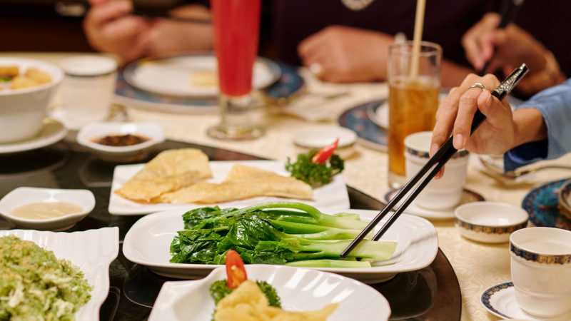 Enjoying a chinese banquet - Shanxi: Ancient China in Winter, China