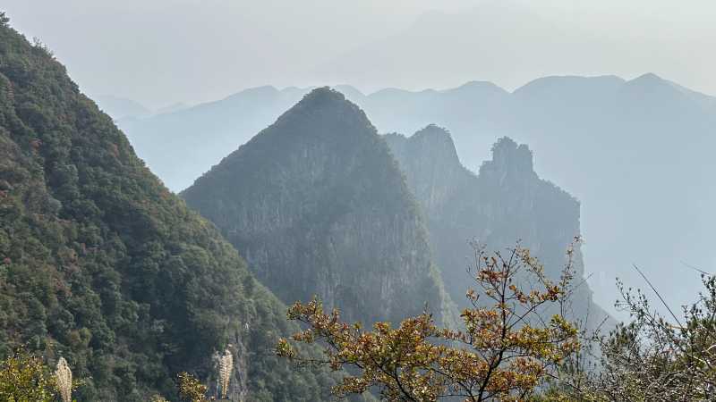Hiking to the Three Gorges Summit - Hike China’s Three Gorges, China
