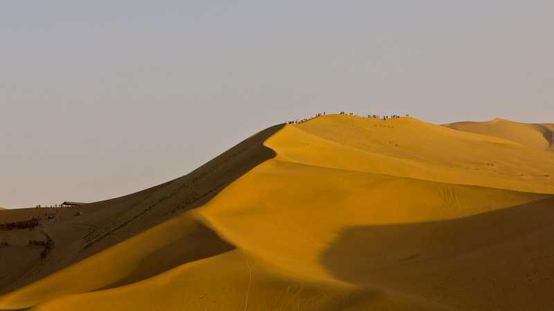 Late afternoon at Mingsha Dunes | Maria Visconti