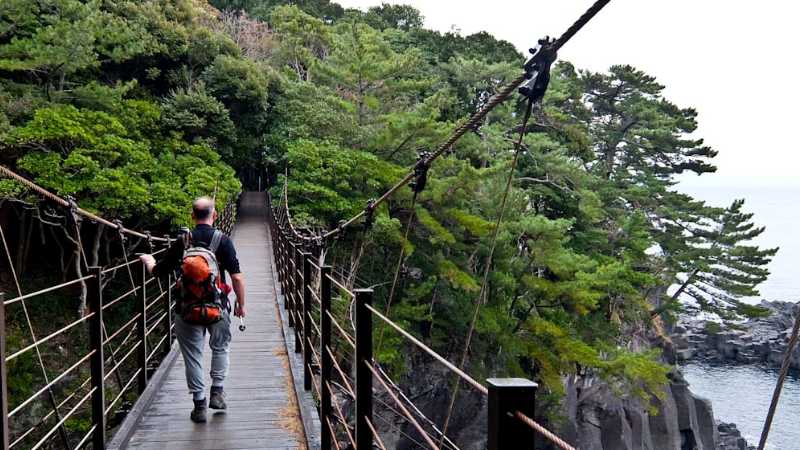 Cross the Hishidate Suspension Bridge | Rupert Parker
