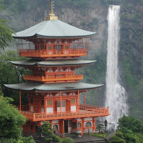 Kumano Kodo Taisha and the Nachi no Taki waterfall, Kii Hanto Japan