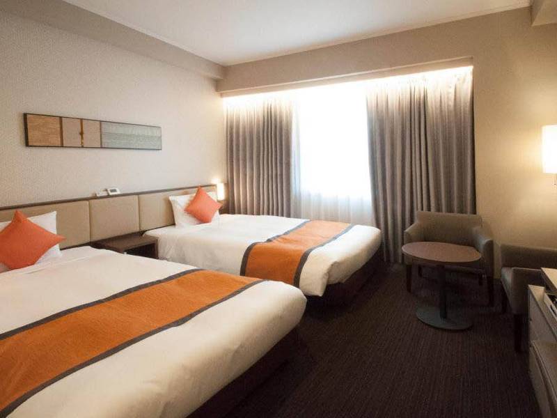 Sunroute Asakusa TWN room