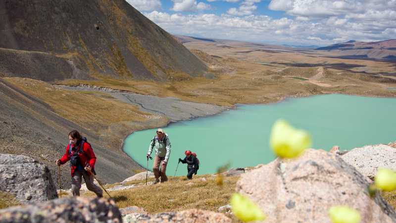 Spectacular glacial lake in Mongolia | Cam Cope