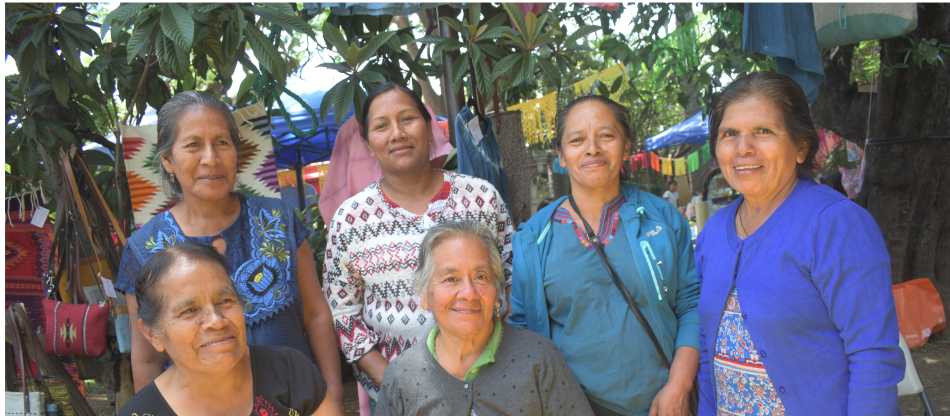 Supporting female weavers in Oaxaca