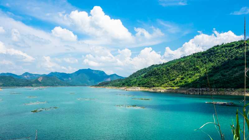 Turquoise waters in Pu Luong, Northern Vietnam