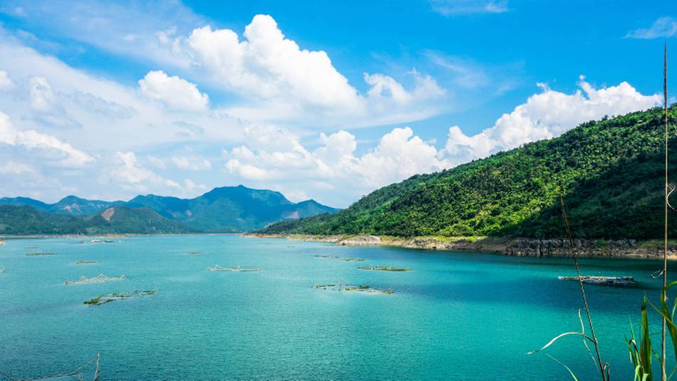 Turquoise waters in Pu Luong, Northern Vietnam