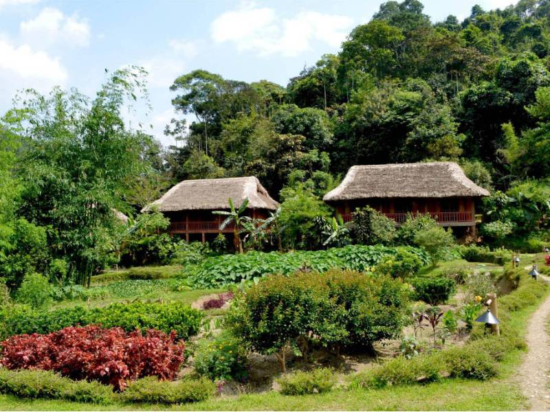 Panhou Village accommodation