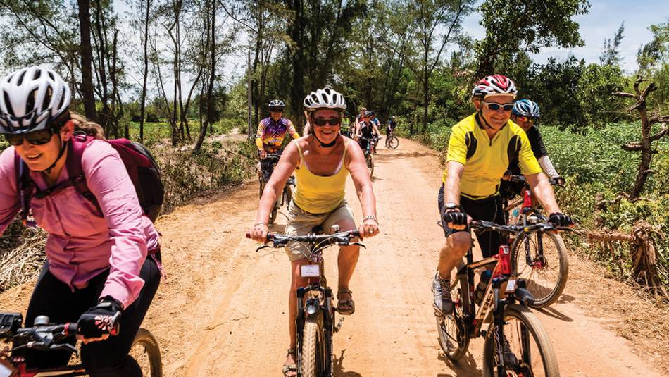 Cycling a backroad through rural Vietnam | Richard I'Anson