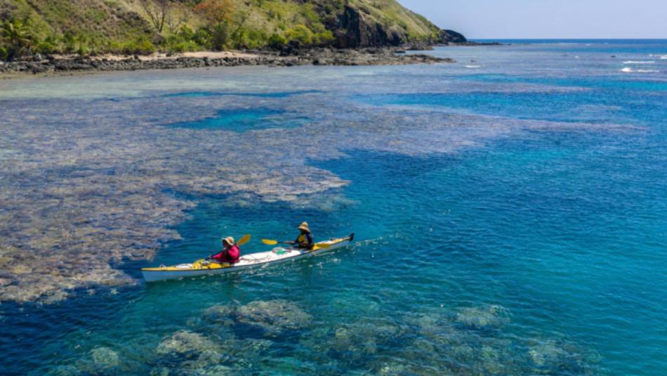Paddle among tropical islands