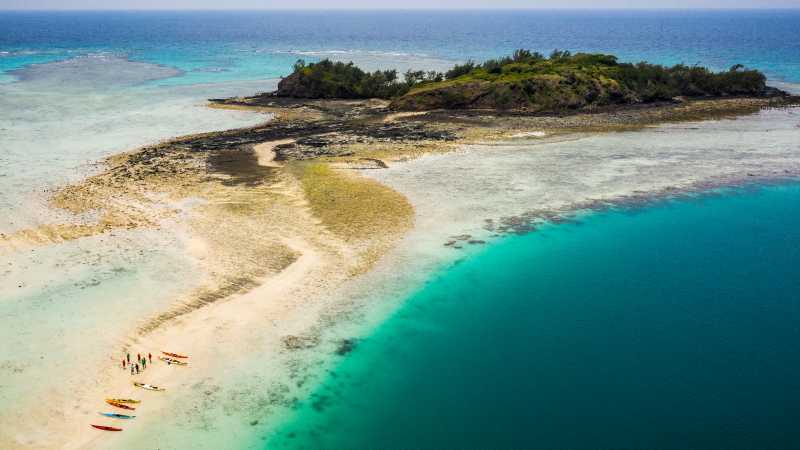 Turquoise lagoons and sand cays in the Yasawa archipelago