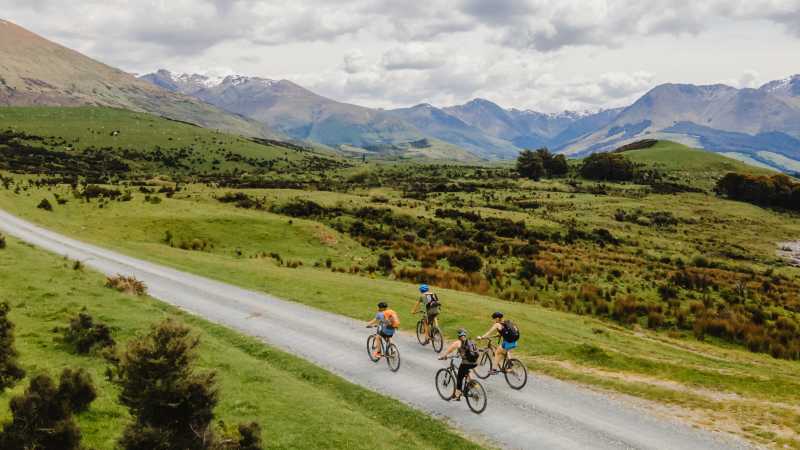 Cycling Around the Mountains with friends | Great South