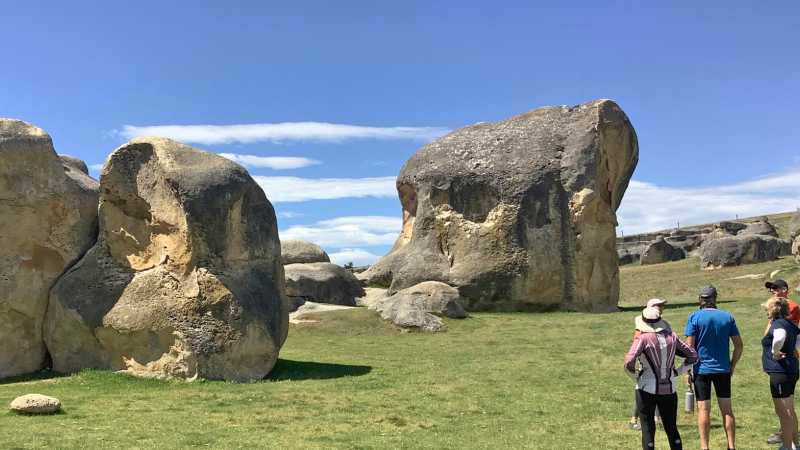 Exploring Elephant Rocks on the Alps 2 Ocean | Errol W