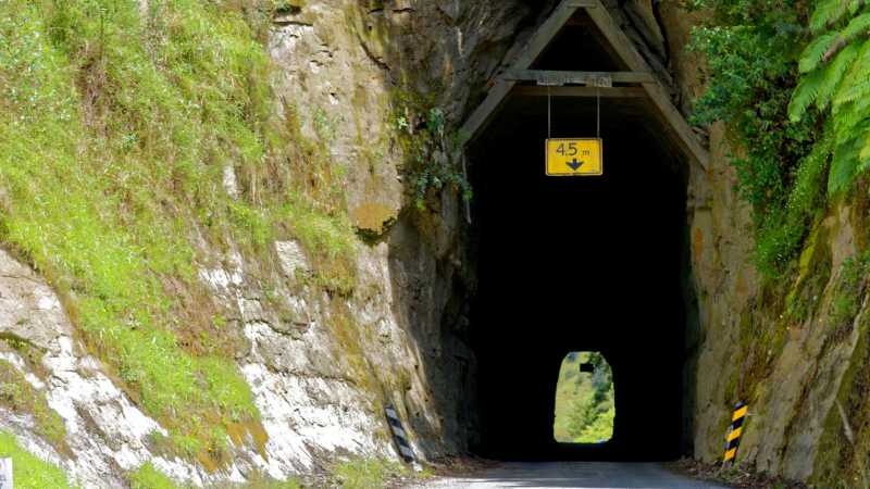 Scenery riding along the Forgotten Highway | Tristanbnz from Getty Images