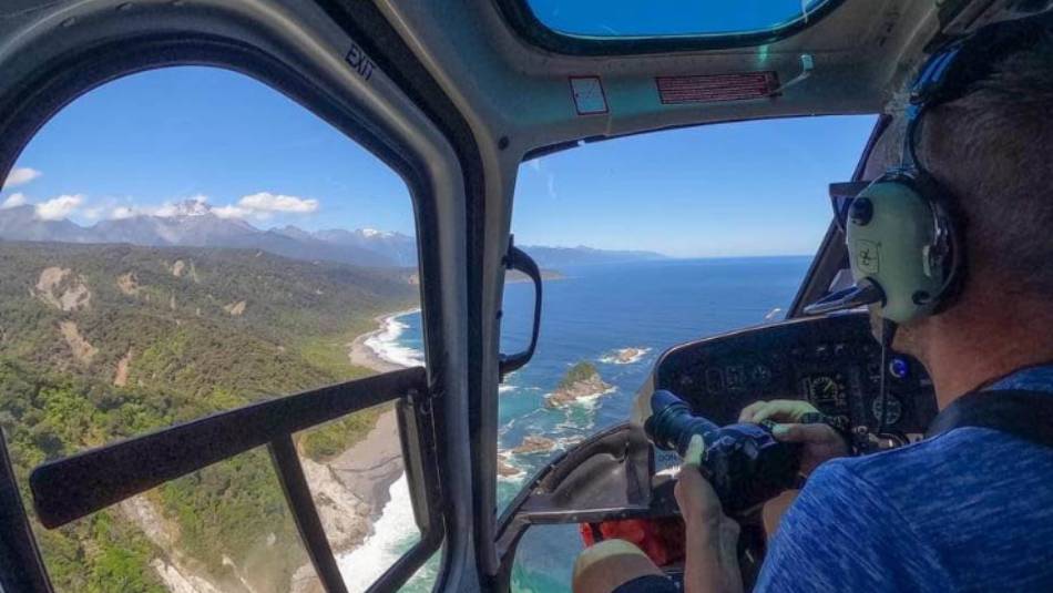 Incredible ocean views from helicopter to Martins Bay | Hollyford Track