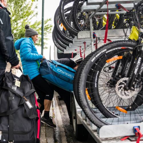 We'll move your luggage so you don't have to carry it!