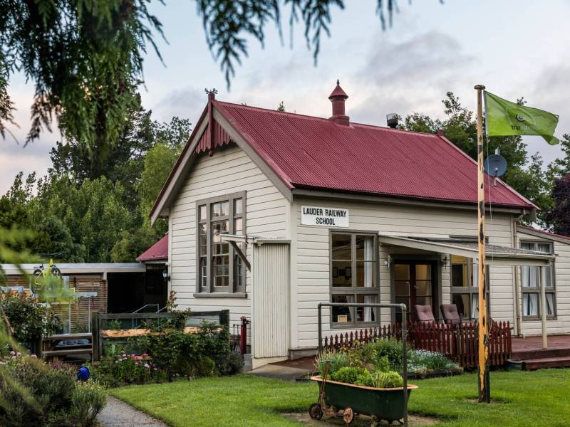 Lauder School | Accommodation | Lachlan Gardiner