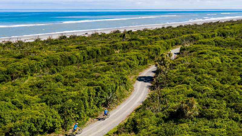 The Tasman Sea from above | Lachlan Gardiner