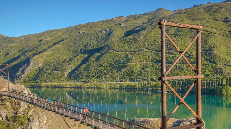Cycling the Lake Dunstan Trail | Ross Mackay