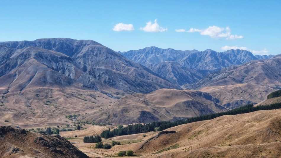 Exploring Middlehurst Station on a 4WD farm tour takes you into the real back country | Heather Gallagher