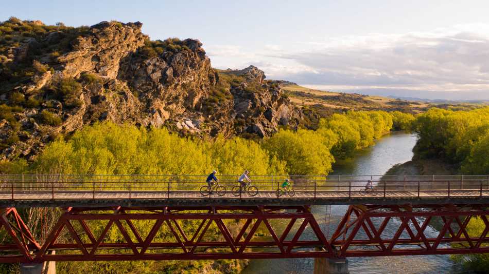 The 110m long Manuherikia Bridge No. 1 | DunedinNZ