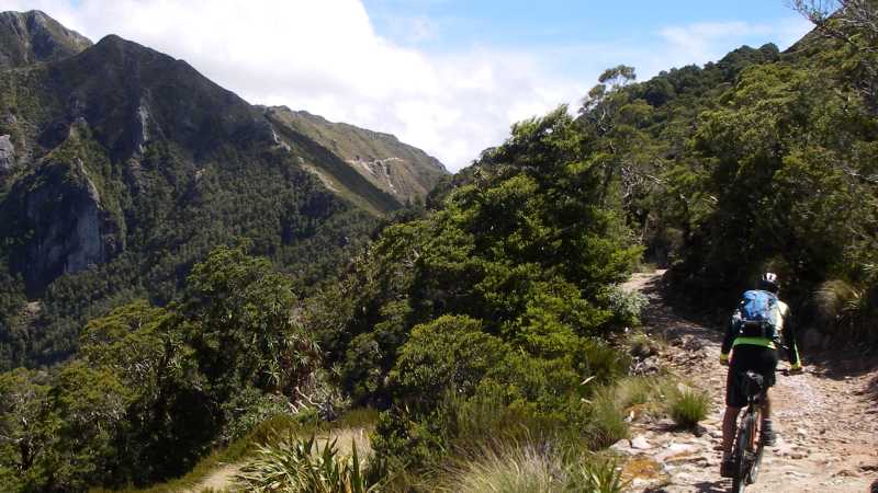 Impressive singletrack near Old Ghost Hut | Sandra Appleby