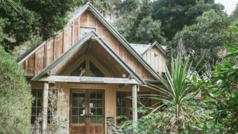 River Valley Lodge nestled under the Ruahine Ranges alongside the stunning Rangitikei River | River Valley Lodge