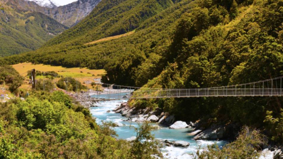 Hike to Rob Roy Glacier