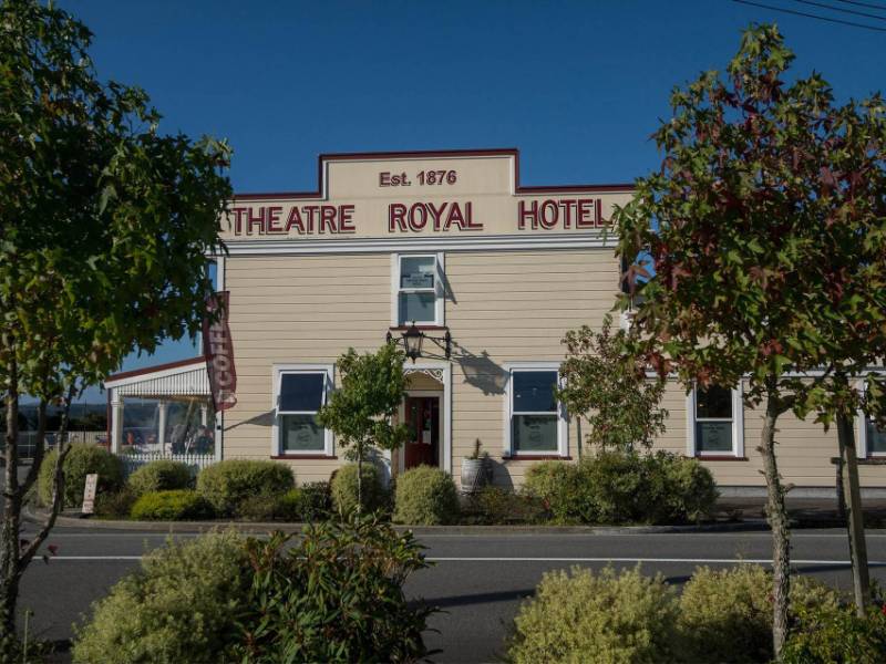 Heritage Theatre Royal Hotel in Kumara | Theatre Royal Hotel
