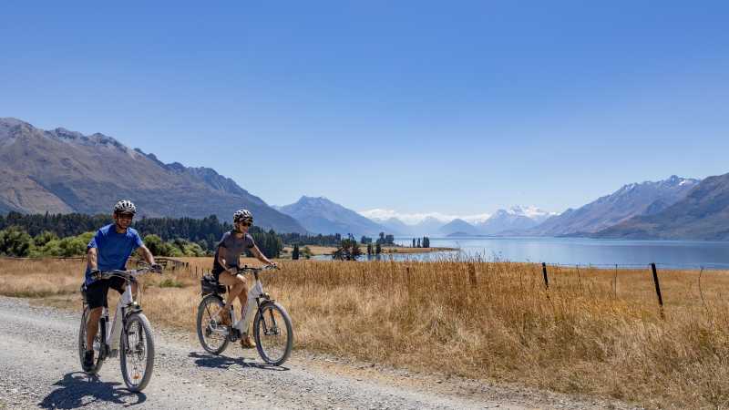 Cycling on the Around the Mountains Trail, between Mavora Lakes and Walter Peaks Station in the Vonn Valley | Izzi Barton