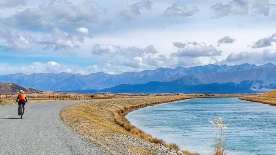 Riding the Alps to Ocean | Gesine C