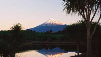 Whanganui River Taranaki. Credit: James Heremaia,James Heremaia Mt Taranaki in all its glory