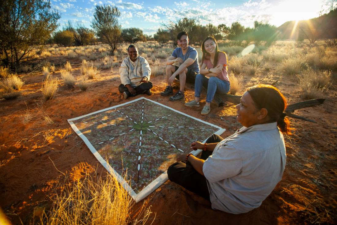 Gain insights on Indigenous Australian culture and learn about Aboriginal art |  <i>Tourism NT/Archie Sartracom</i>