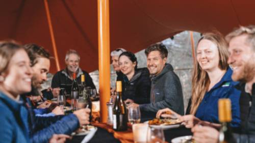 Enjoy delicious meals at our eco-comfort camps on the Larapinta Trail | Shaana McNaught