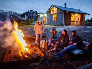 Bruny Island Kayaking Tour | Tasmania Kayaking Trips