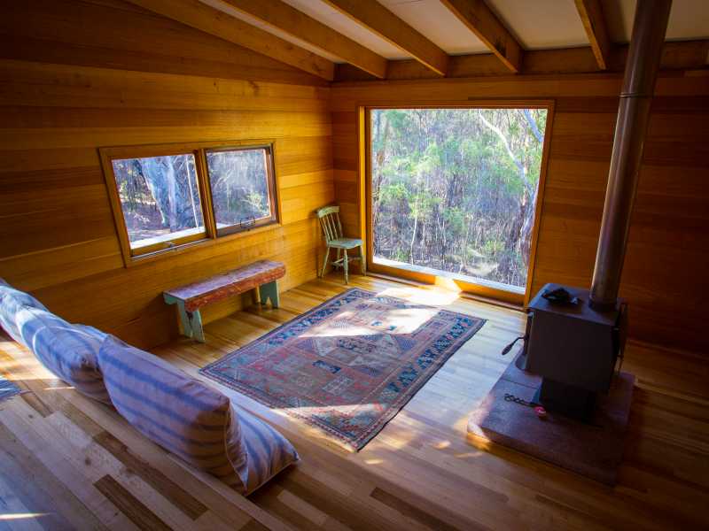 The Friendly Beaches Lodge | Graham Michael Freeman