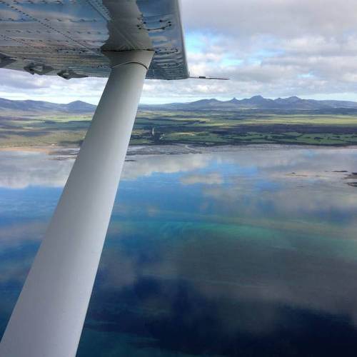 Flying over the Franklin Sound on the way to Flinders Island