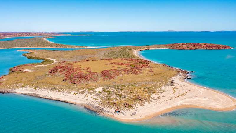 Explore the Dampier Archipelago coastline