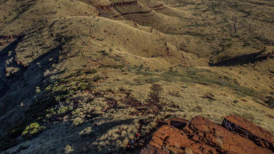 Summit Mount Bruce - Western Australia's second tallest mountain | Greg Snell | Tourism Western Australia