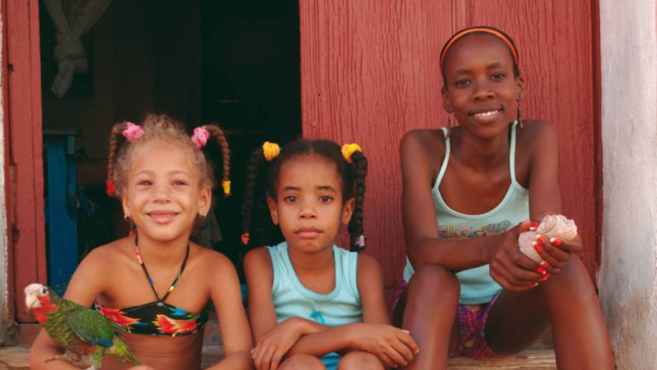 Local girls in Trinidad, Cuba | Carlie Ballard