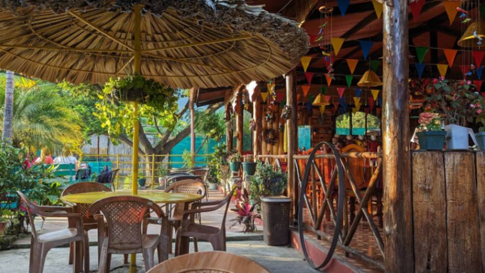 Vibrant colours of Guatemala | Laura McCoy